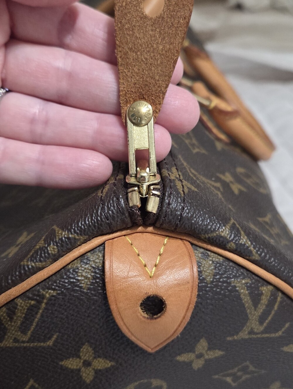 SOLD-Louis Vuitton Speedy 40 - Picture 6 of 16